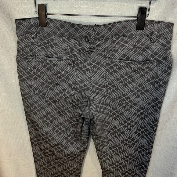 Wit & Wisdom Ab Solution Skinny Ponte Ankle Pants, size 14 - Picture 8 of 10